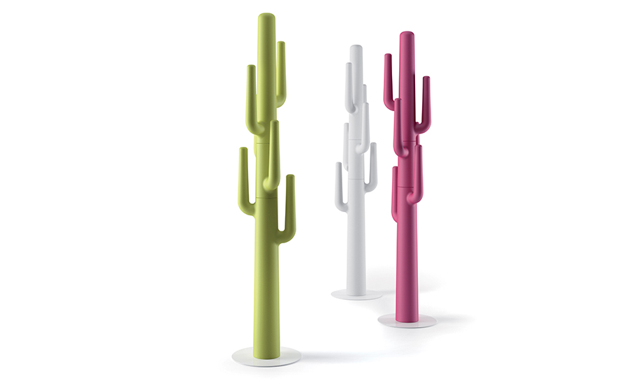 PLUST COAT HANGER LAPSUS