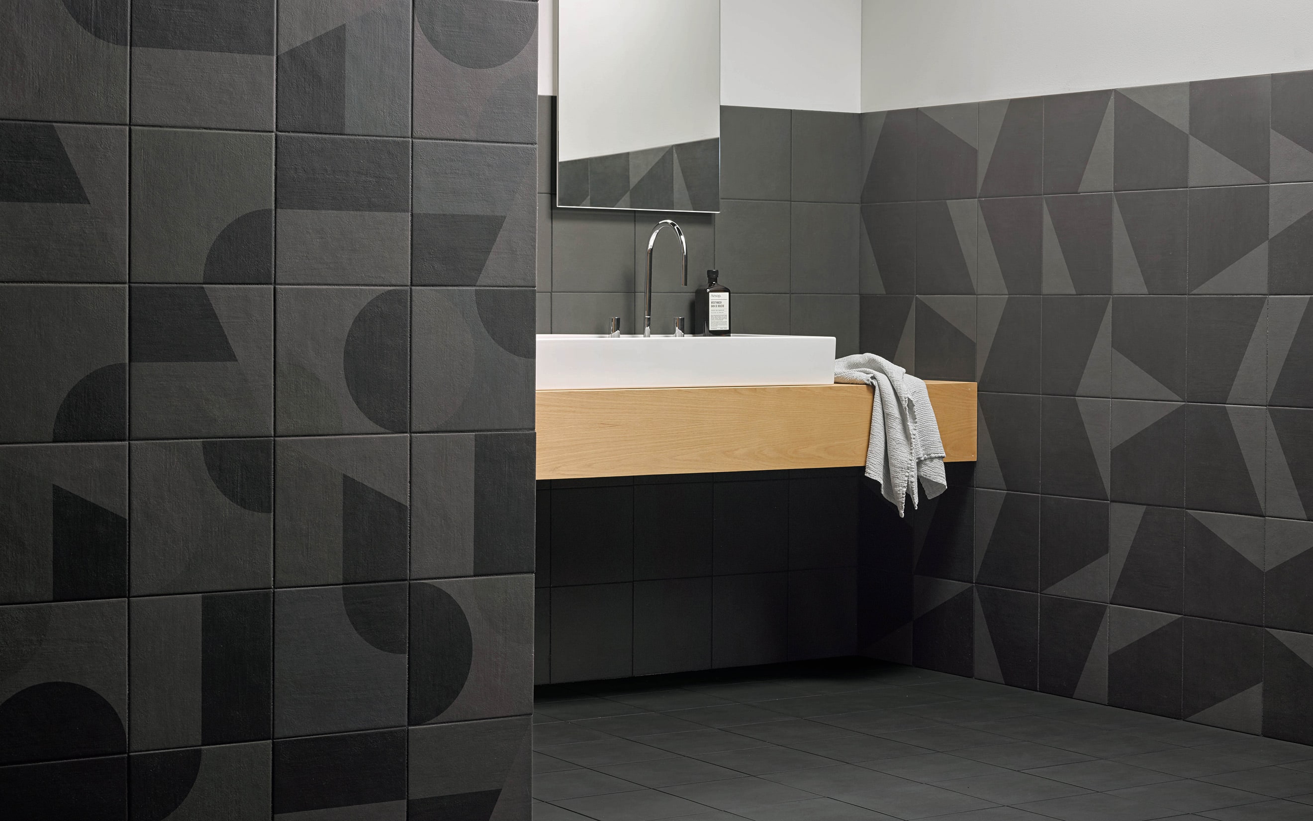 MUTINA PUZZLE COMBINATION GRAPHIC SKYE 25x25